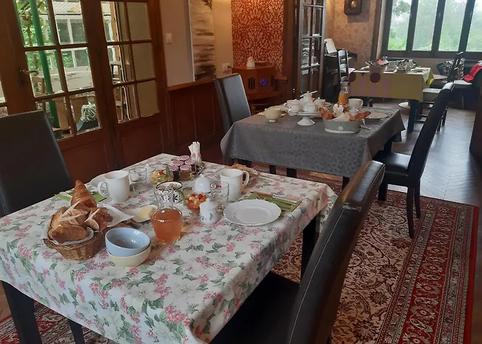 La Garenne Bed & Breakfast 3*